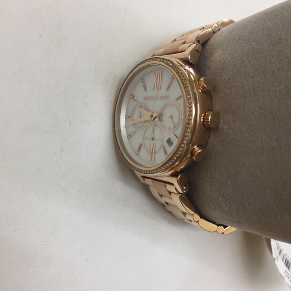 Michael Kors MK6576 - Sofie Watches Rose Gold main image 4